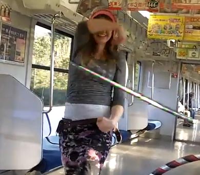 hooping-on-the-train